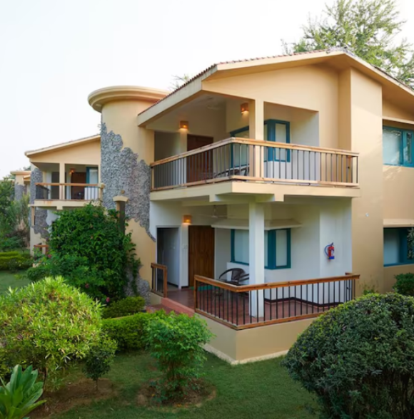Acorn Hideaway Resort & Spa