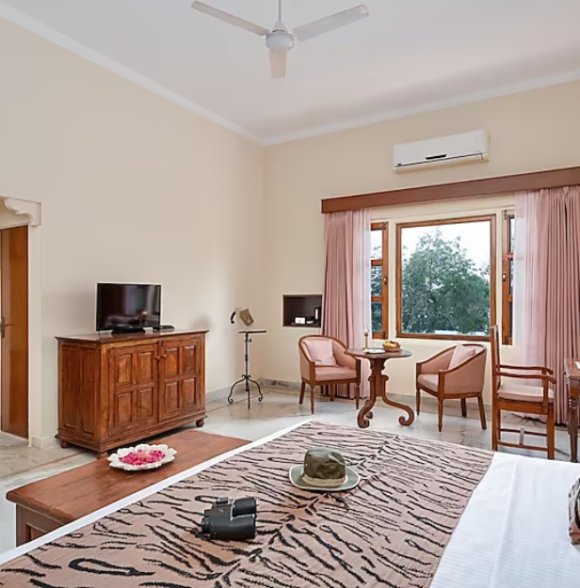 Hotel Dev Vilas