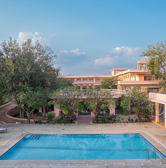 Hotel Dev Vilas