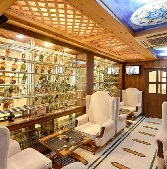 Hotel Sandesh The Prince