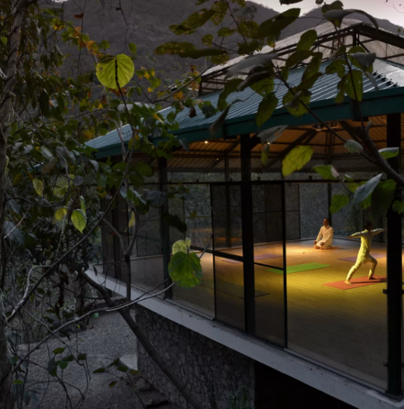 Neemrana’s Glasshouse on The Ganges