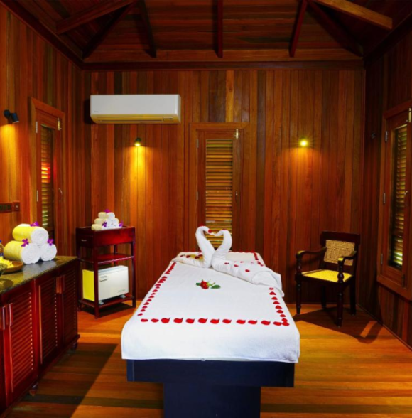Niraamaya Retreats Cardamon Club