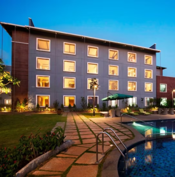 Purple Palms Resort & Spa