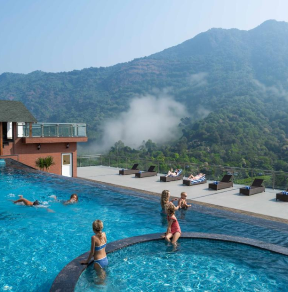 The Grand Cliff Resort