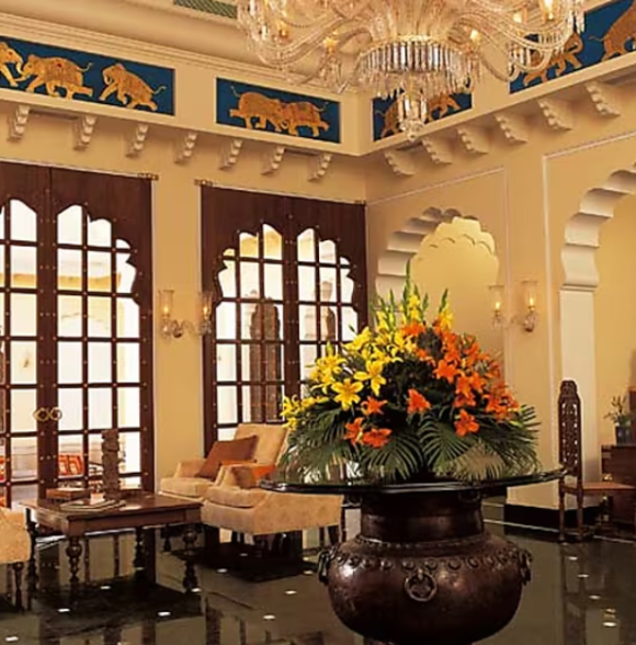 The Oberoi Vanyavilas Wildlife Resort