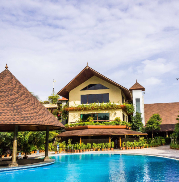 Uday Suites, An Airport Hotel