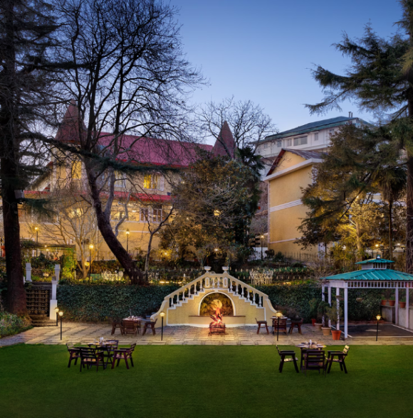 WelcomHeritage Kasmanda Palace