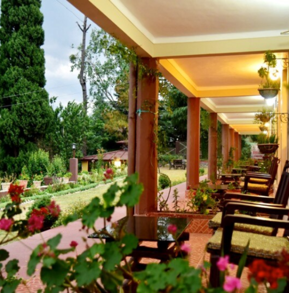 Xomotel Ranikhet Heights