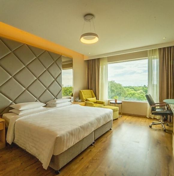 Courtyard By Marriott