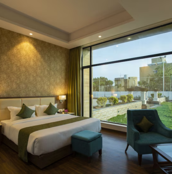 Sarovar Porticio