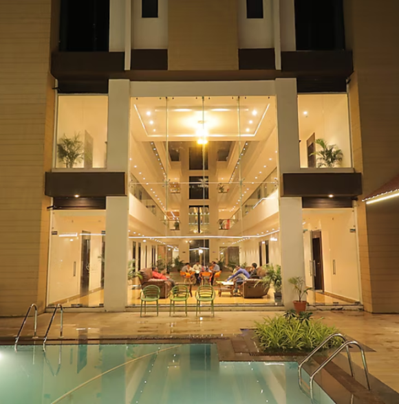 Sarovar Porticio