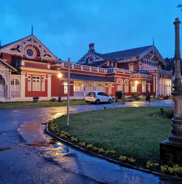 WelcomHeritage Fernhills Royal Palace